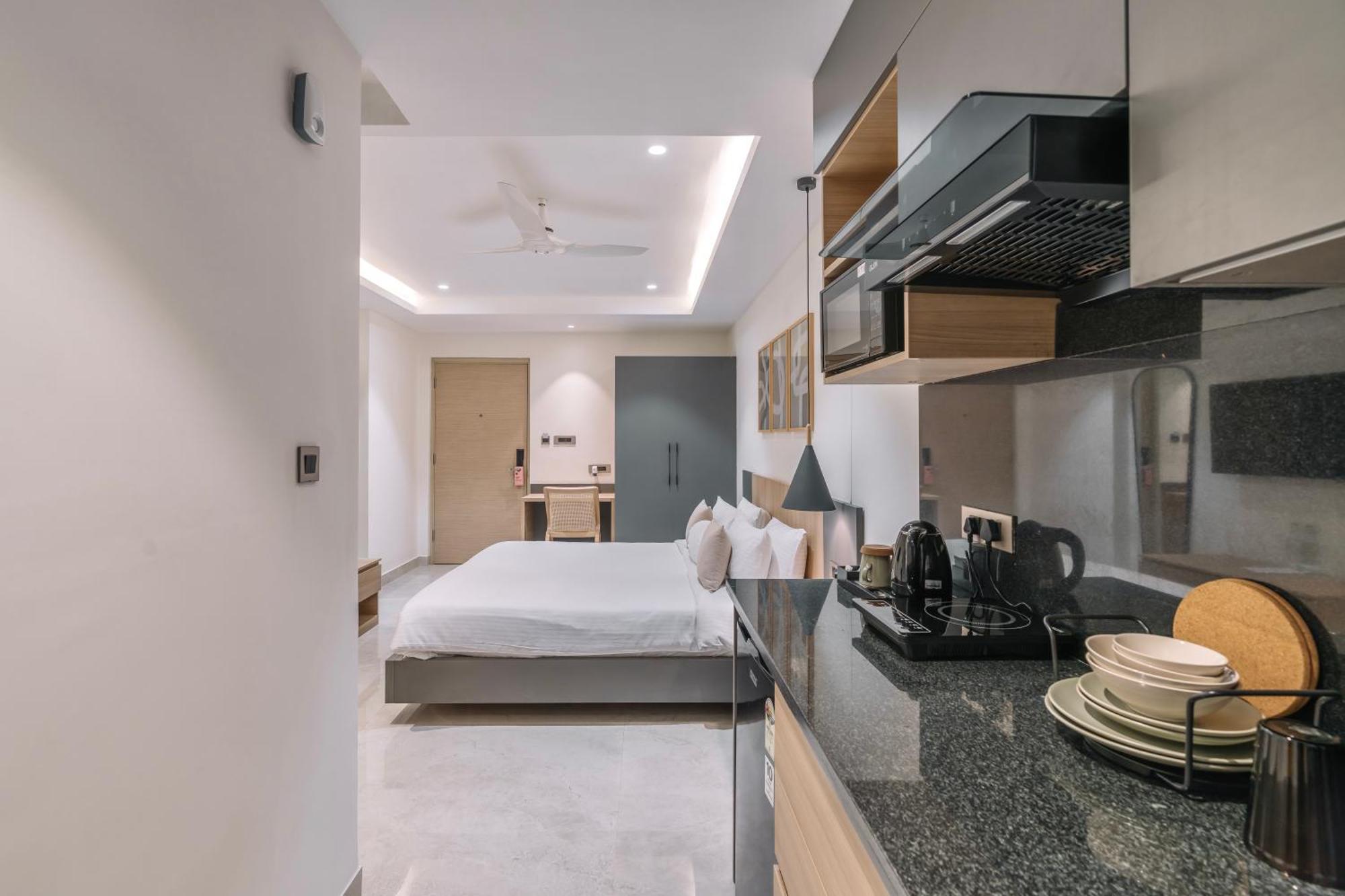 Skyla & - Kondapur Hotel